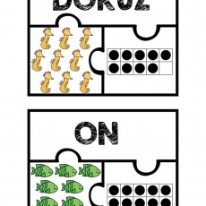 Dokuz ve on sayıları öğrenme görseli - dokuz (9) seahorses ve on (10) yeşil balık